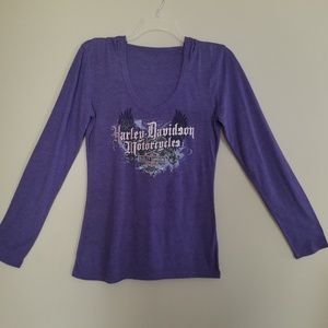 Long sleeve hooded tshirt